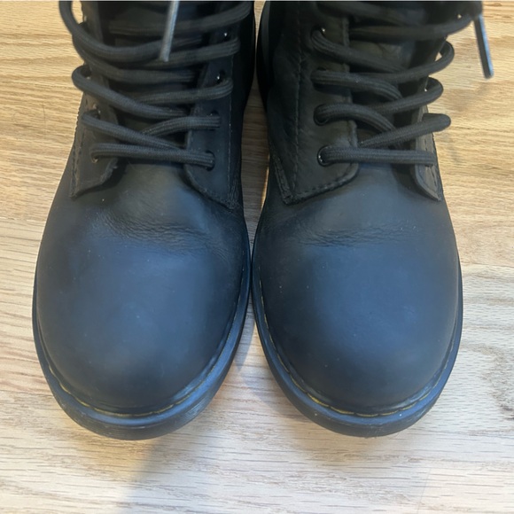Unisex Dr. Martens Waterproof Black Leather Boots, Size 3 US - Picture 4 of 11